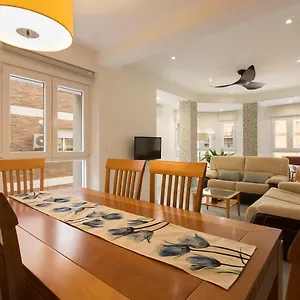 https://apartamento-mulhacen-centro.es-andalucia.com