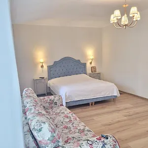 Petit Paris City Center Romexpo Therme Herastrau Bucureşti